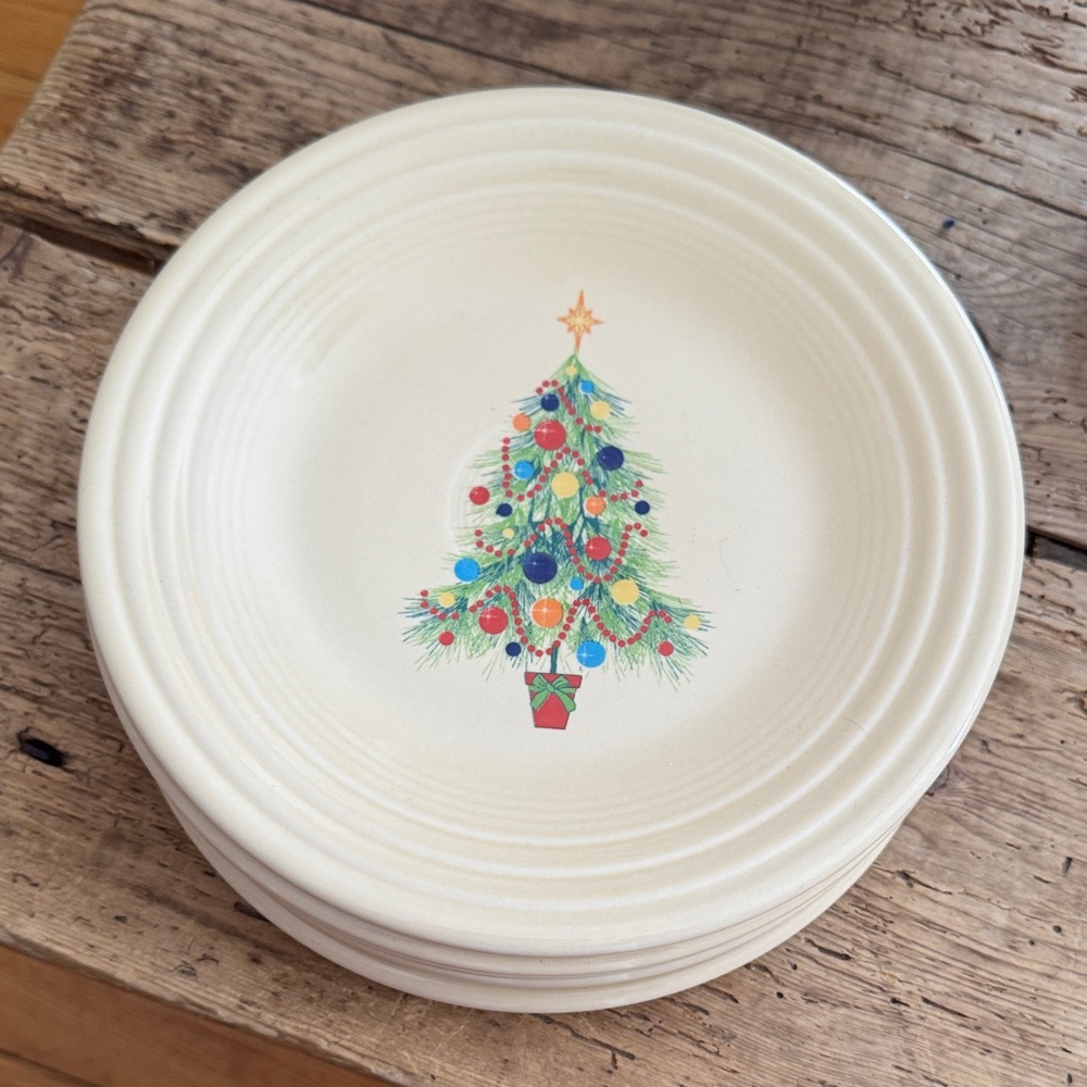 Fiesta Christmas Tree Plates 9 in